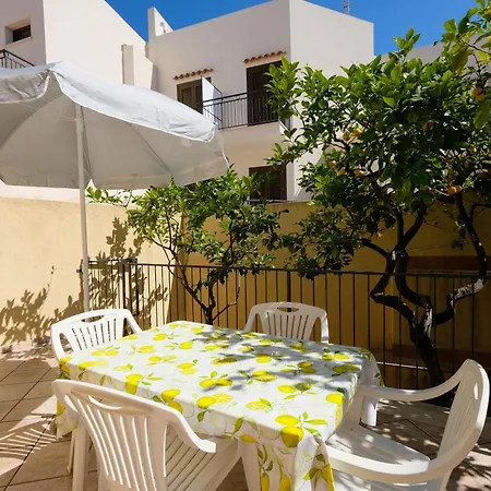 Esther Holiday home